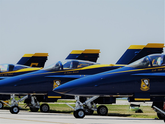 BLUES ON THE FLIGHT LINE