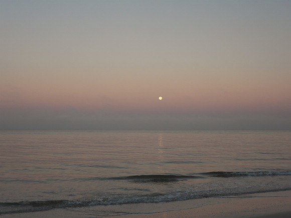 MOONSET  OVER GULF OF MEXICO 1
